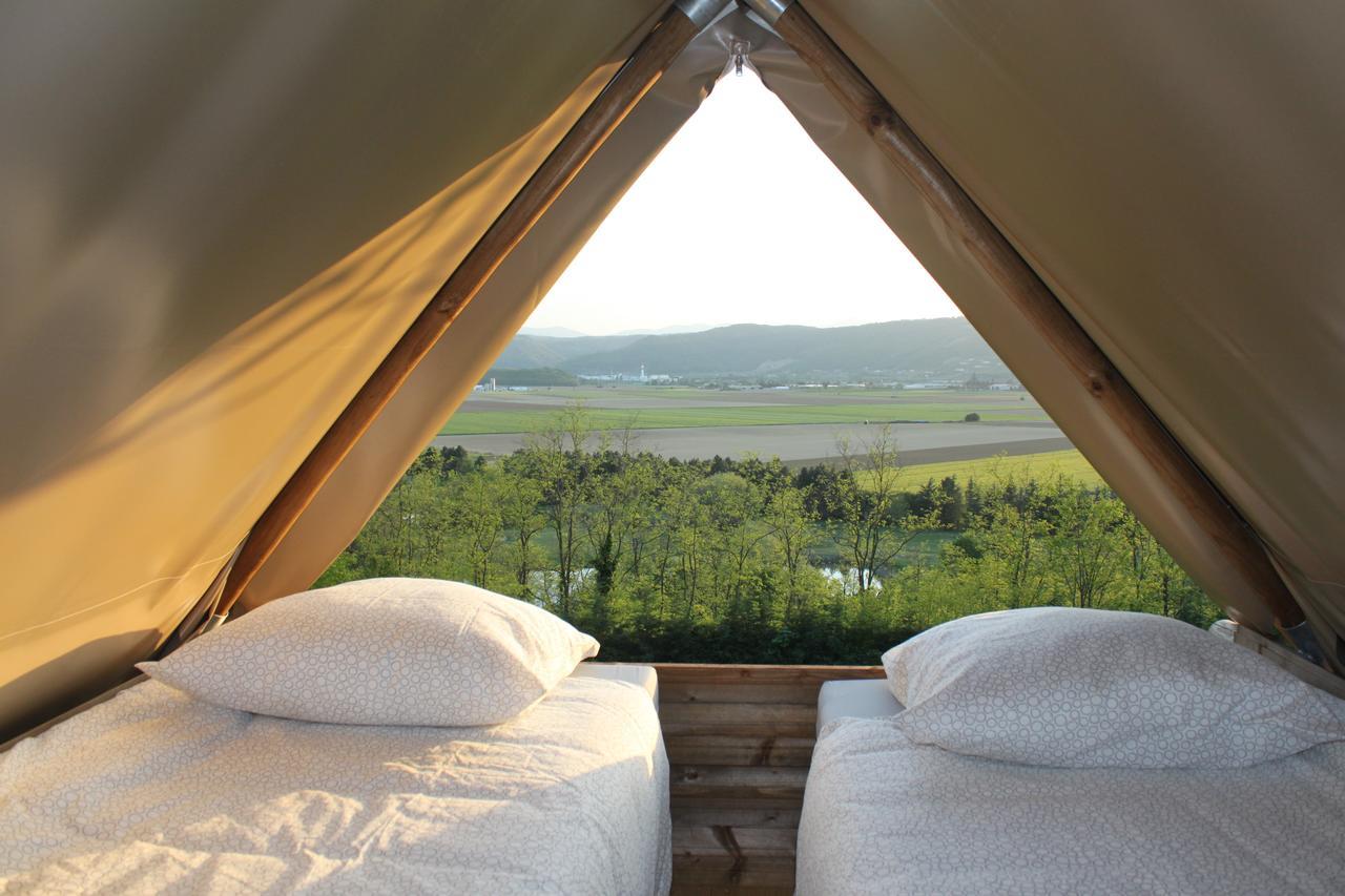 Camping Domaine De Senaud Albon Dış mekan fotoğraf